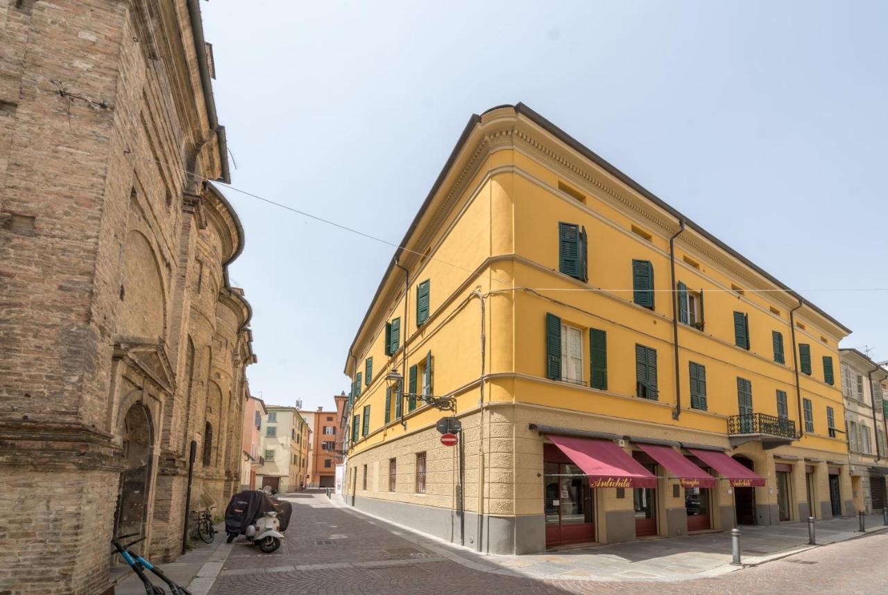 Il Loft Di Quintino Apartman Parma Kültér fotó